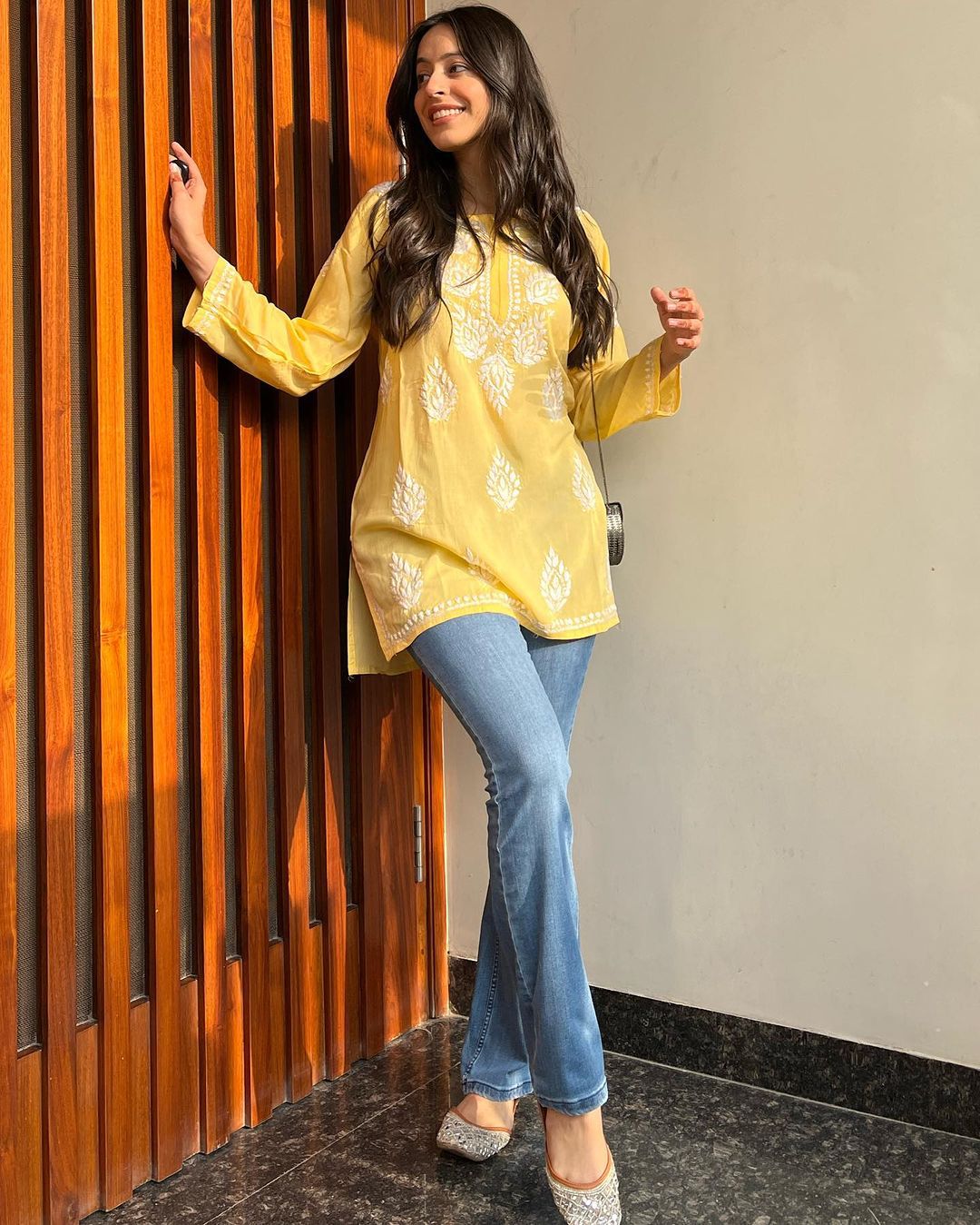 Women Chikan Embroidery Cotton cotton A-line Kurta (Yellow) 46