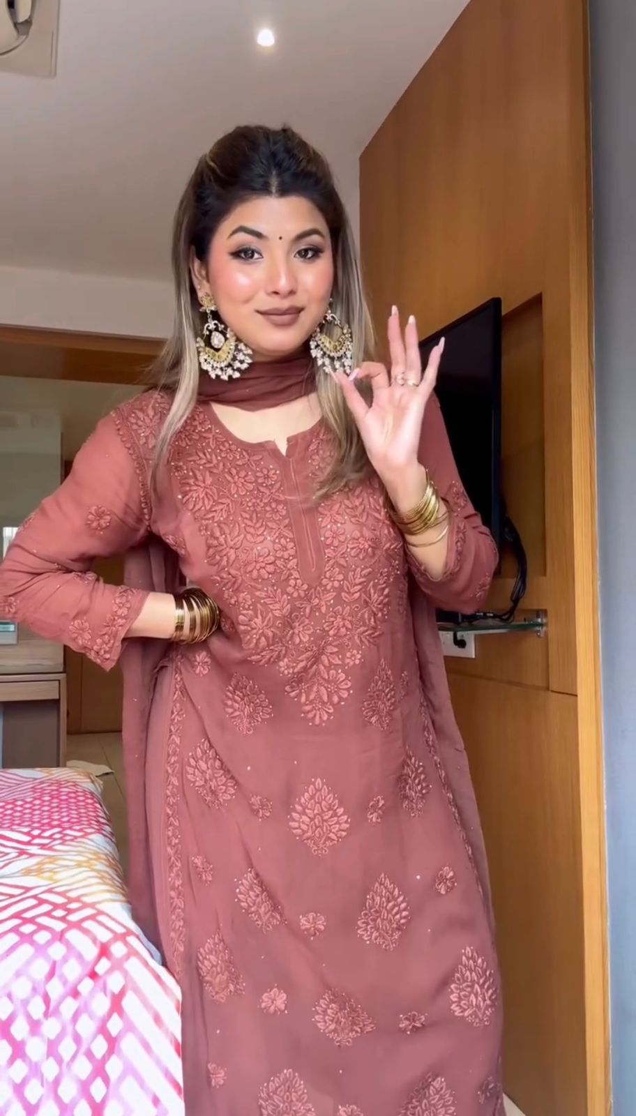 Elegant Dusty Rose Viscose Chikankari Kurti Set with 3D Handwork