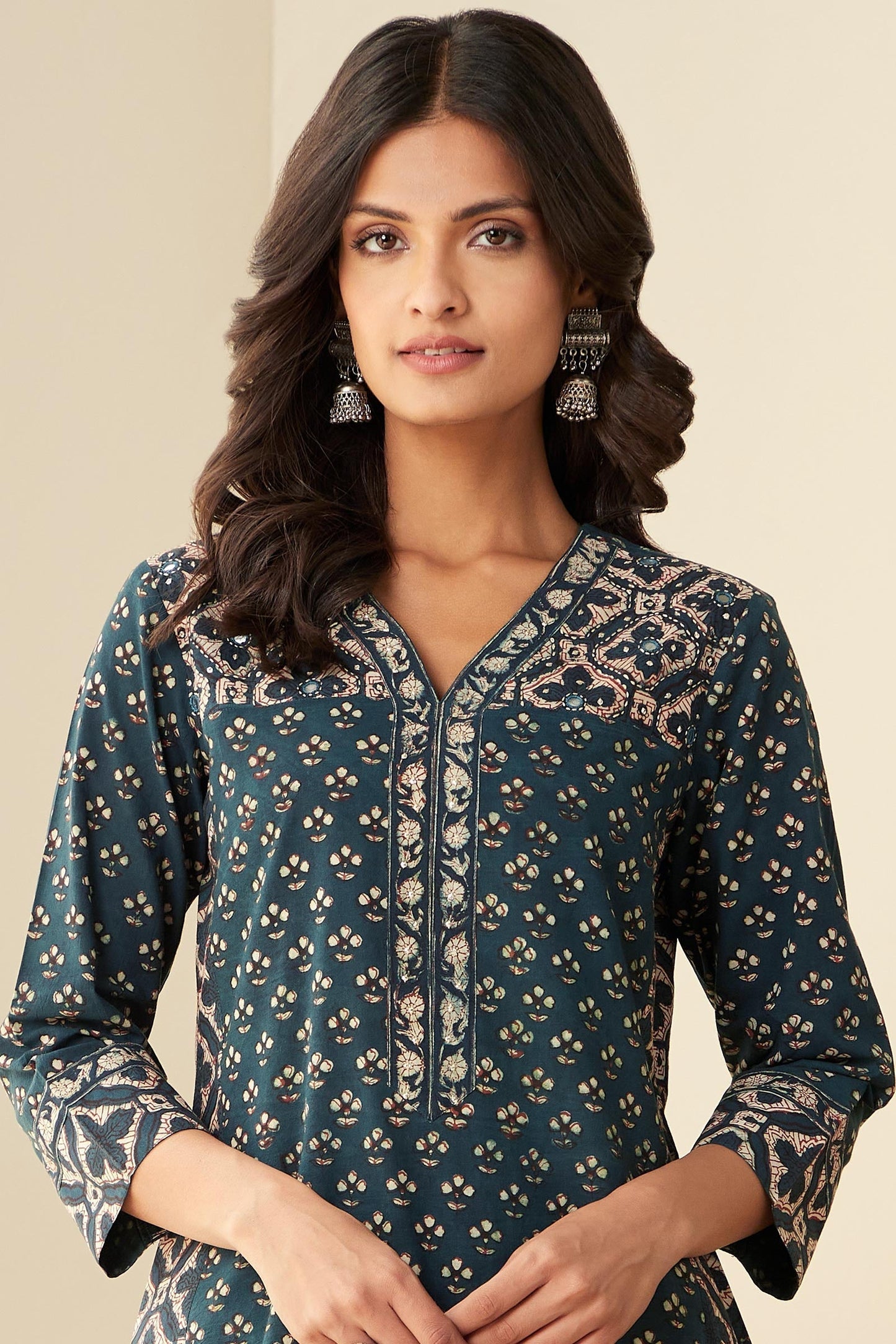 Sehra Nazimah Bagru Kurta
