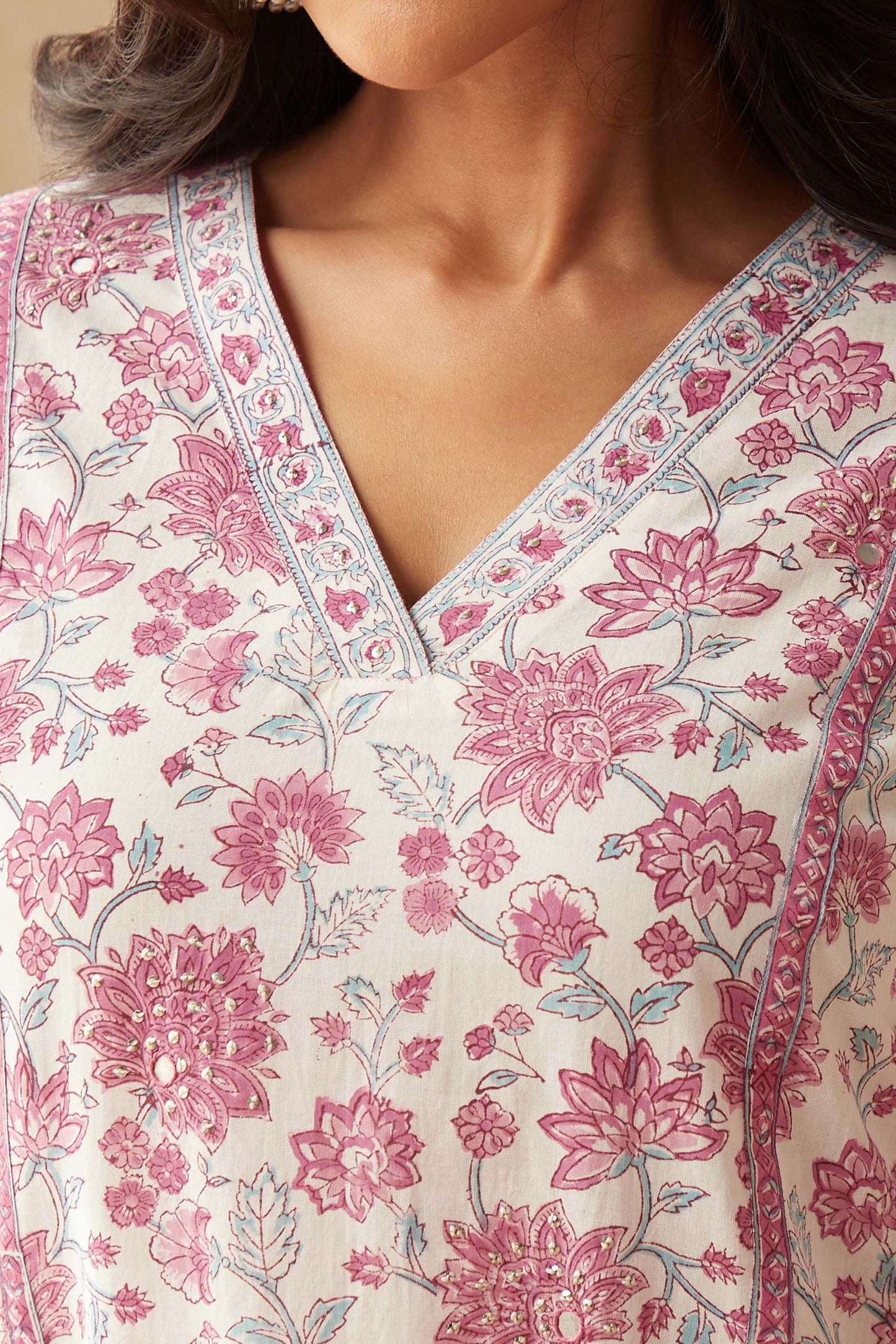 Rosheen Sehreen Kurta