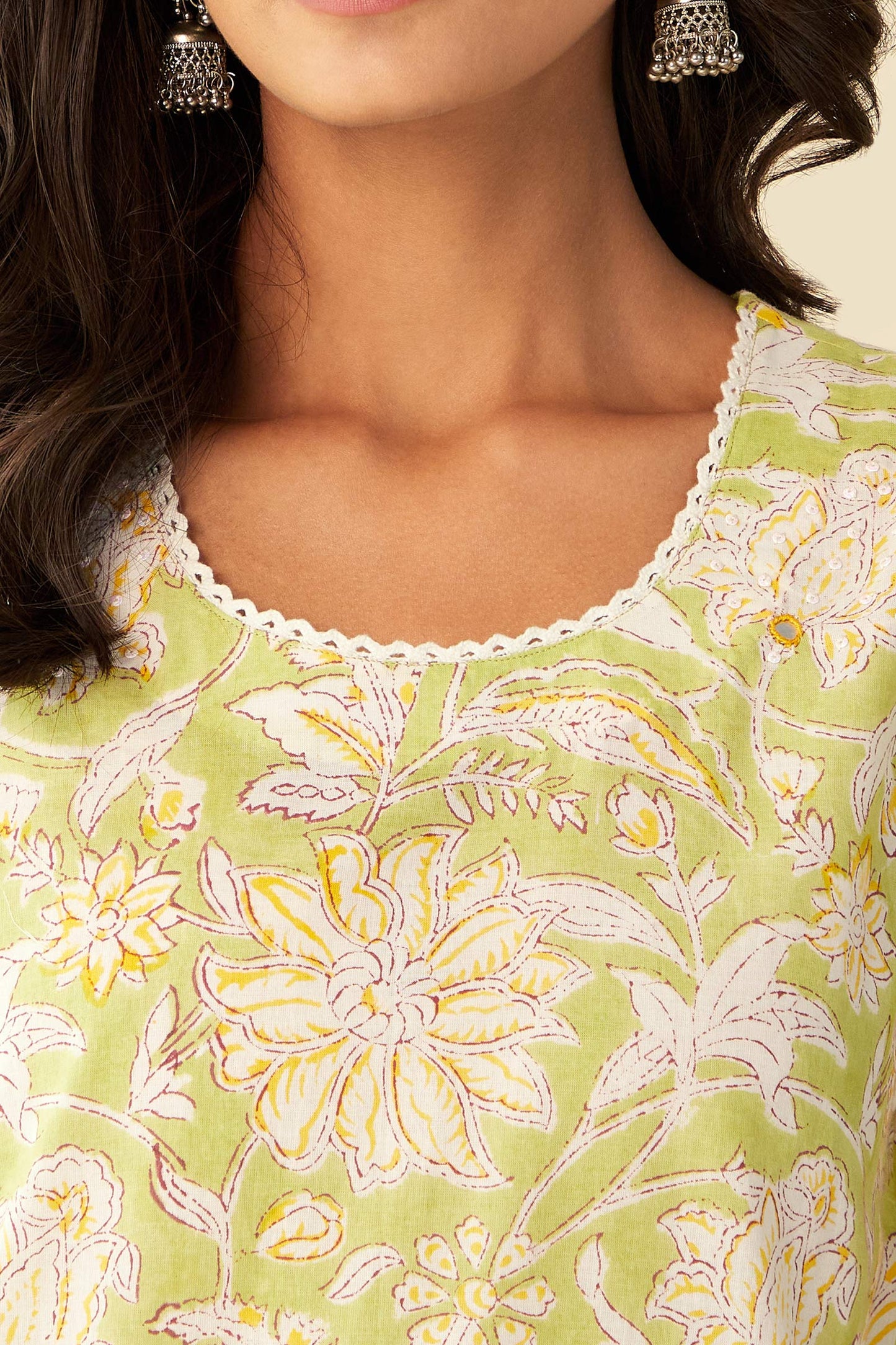 Gauhar Layla Kurta