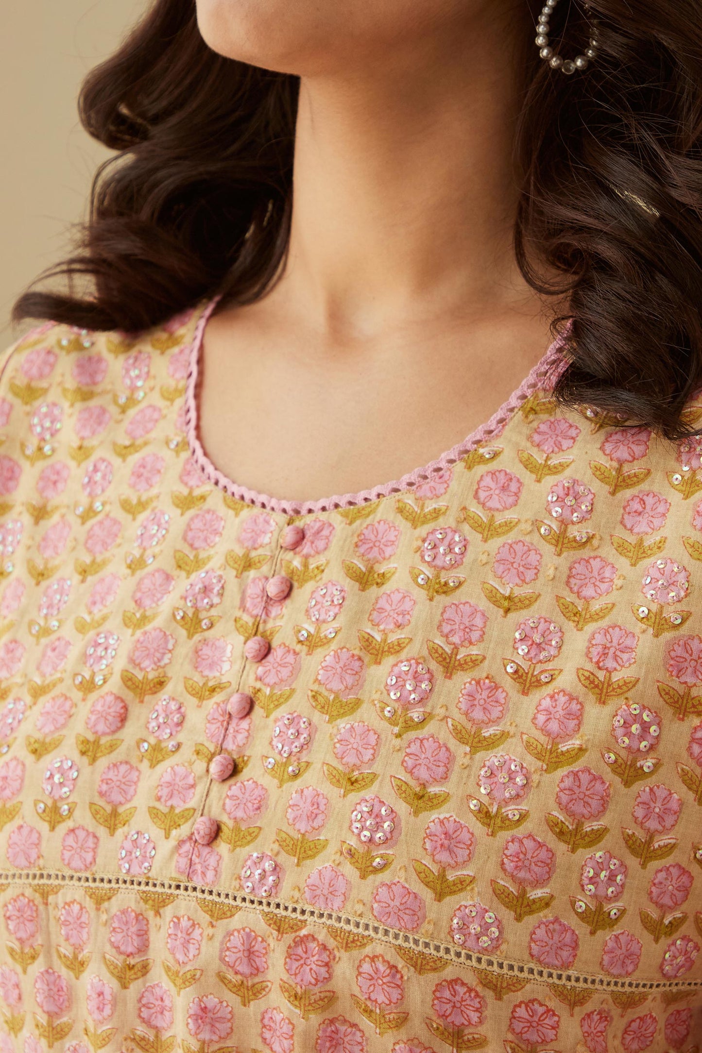 Nazm Sahira Sanganeri Kurta