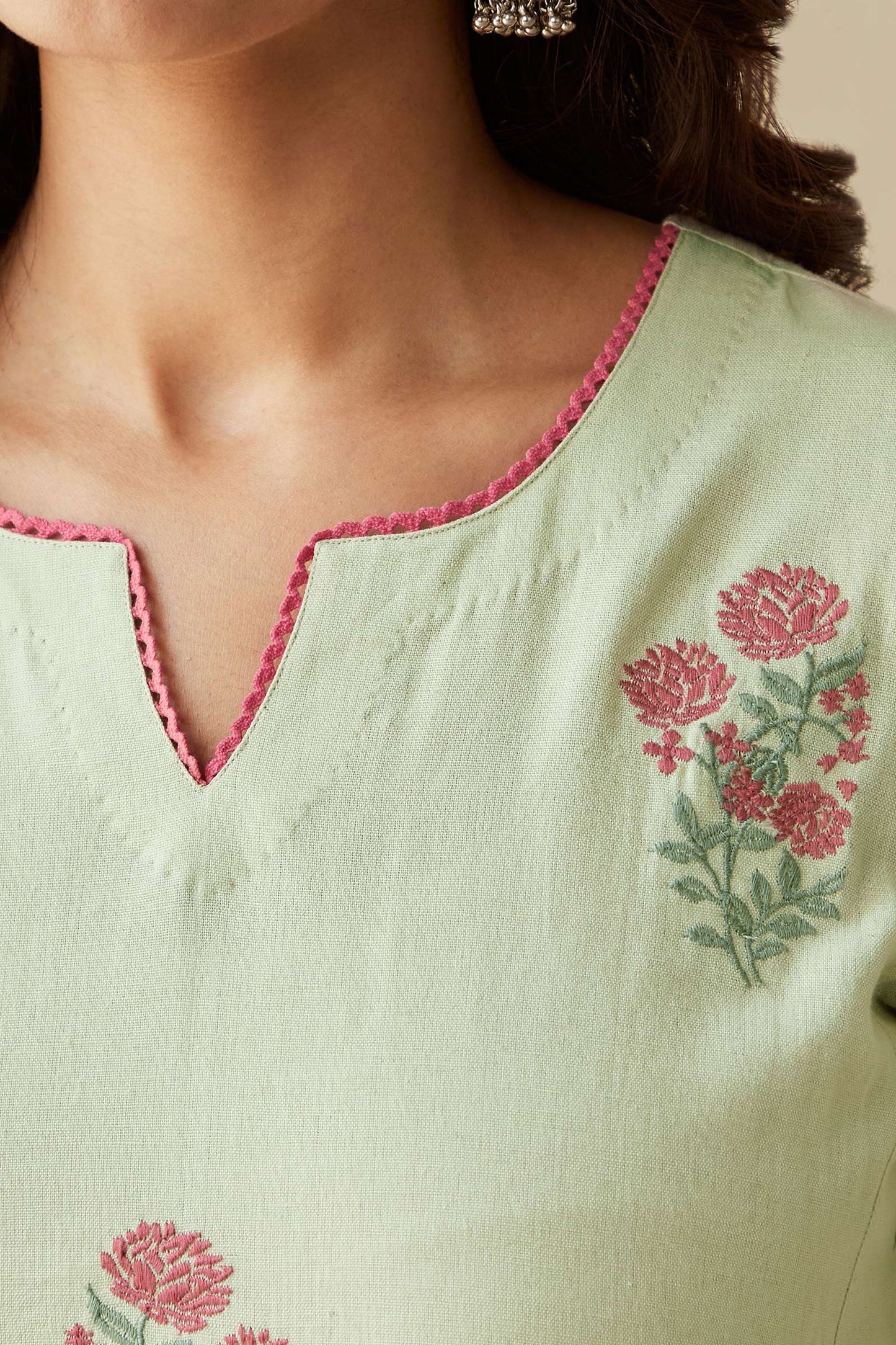 Nazm Shirin Kurta