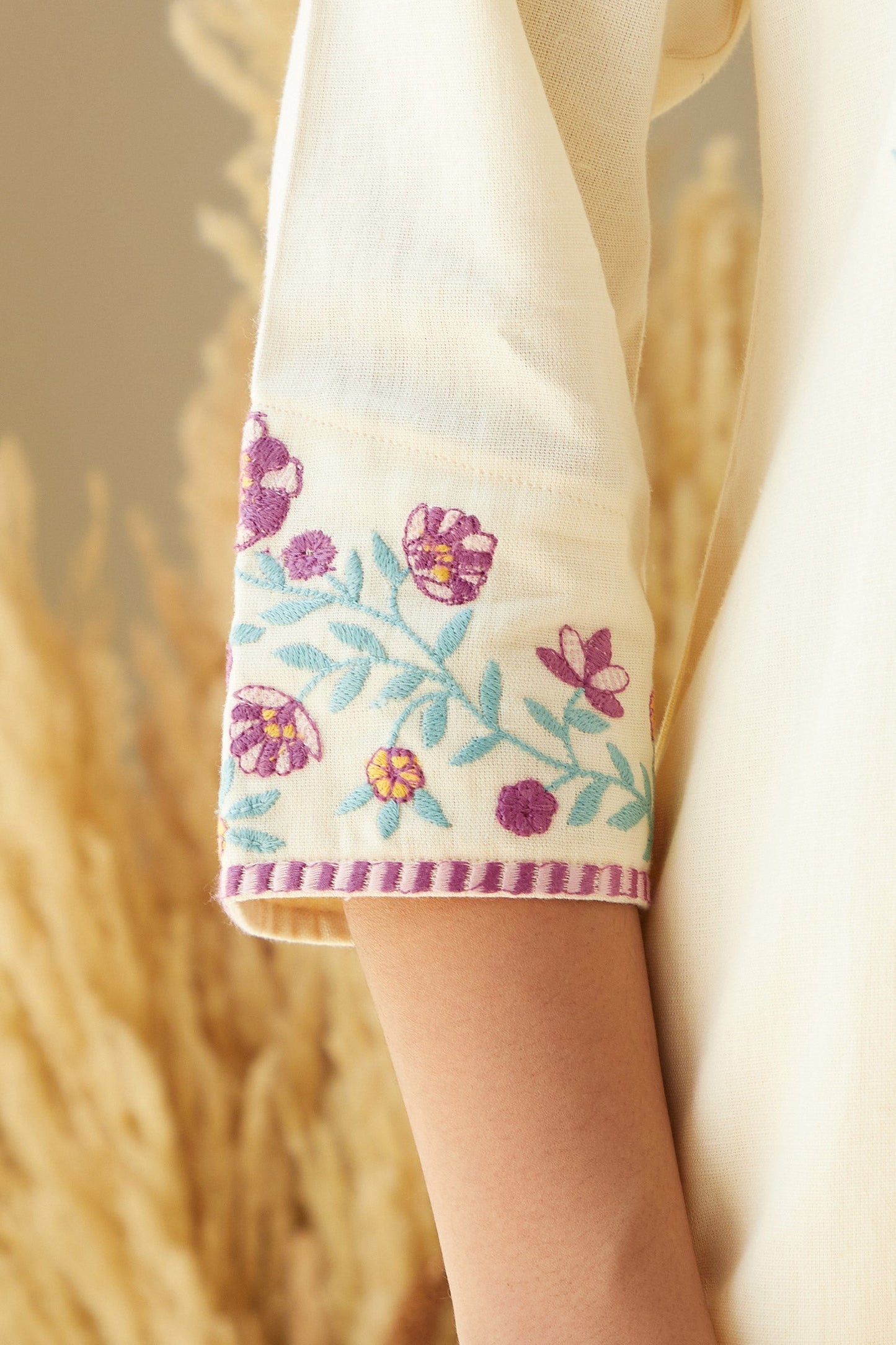 Rosheen Safiya Kurta