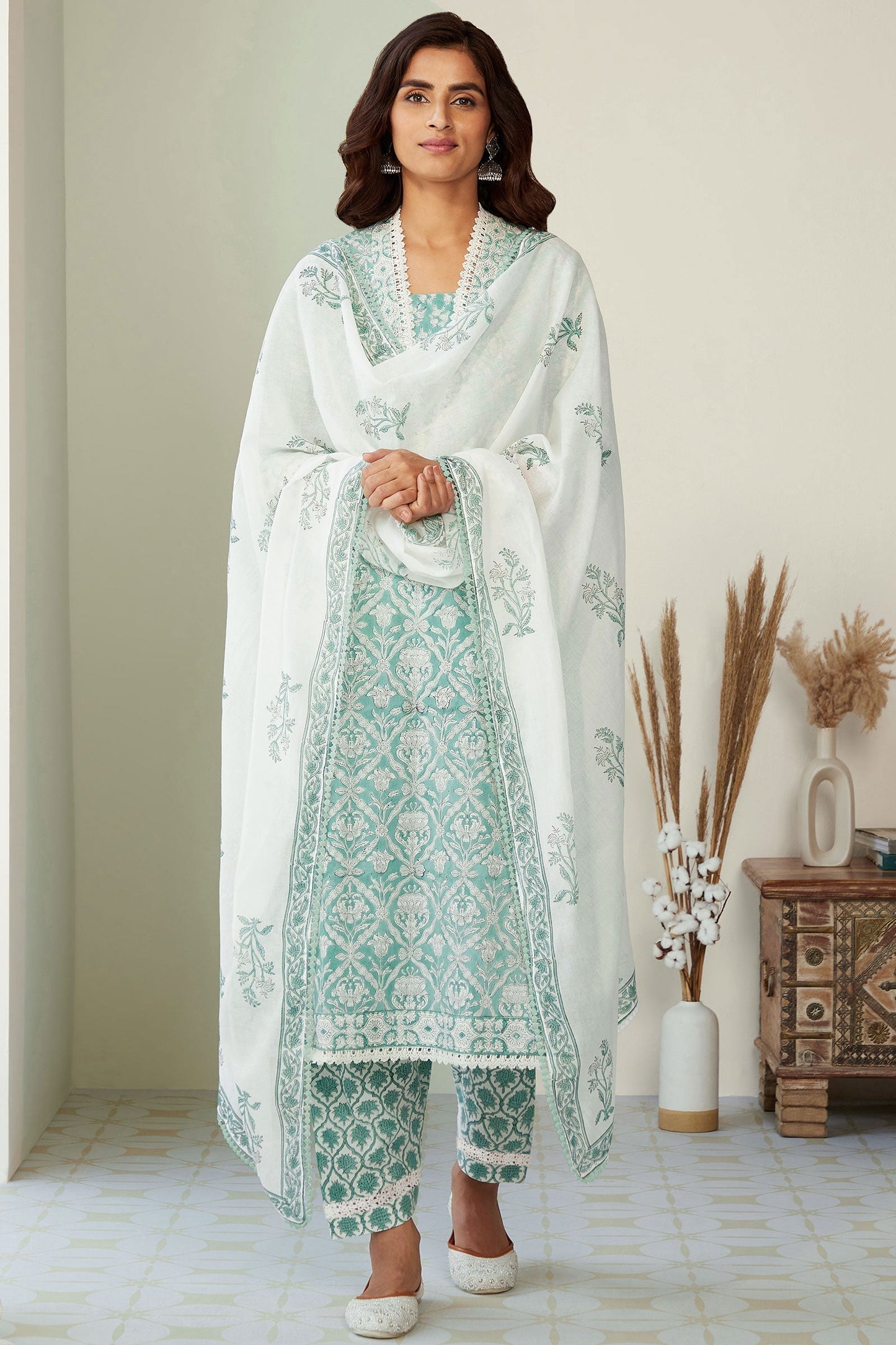 Gauhar Aaliyah Sanganeri Kurta
