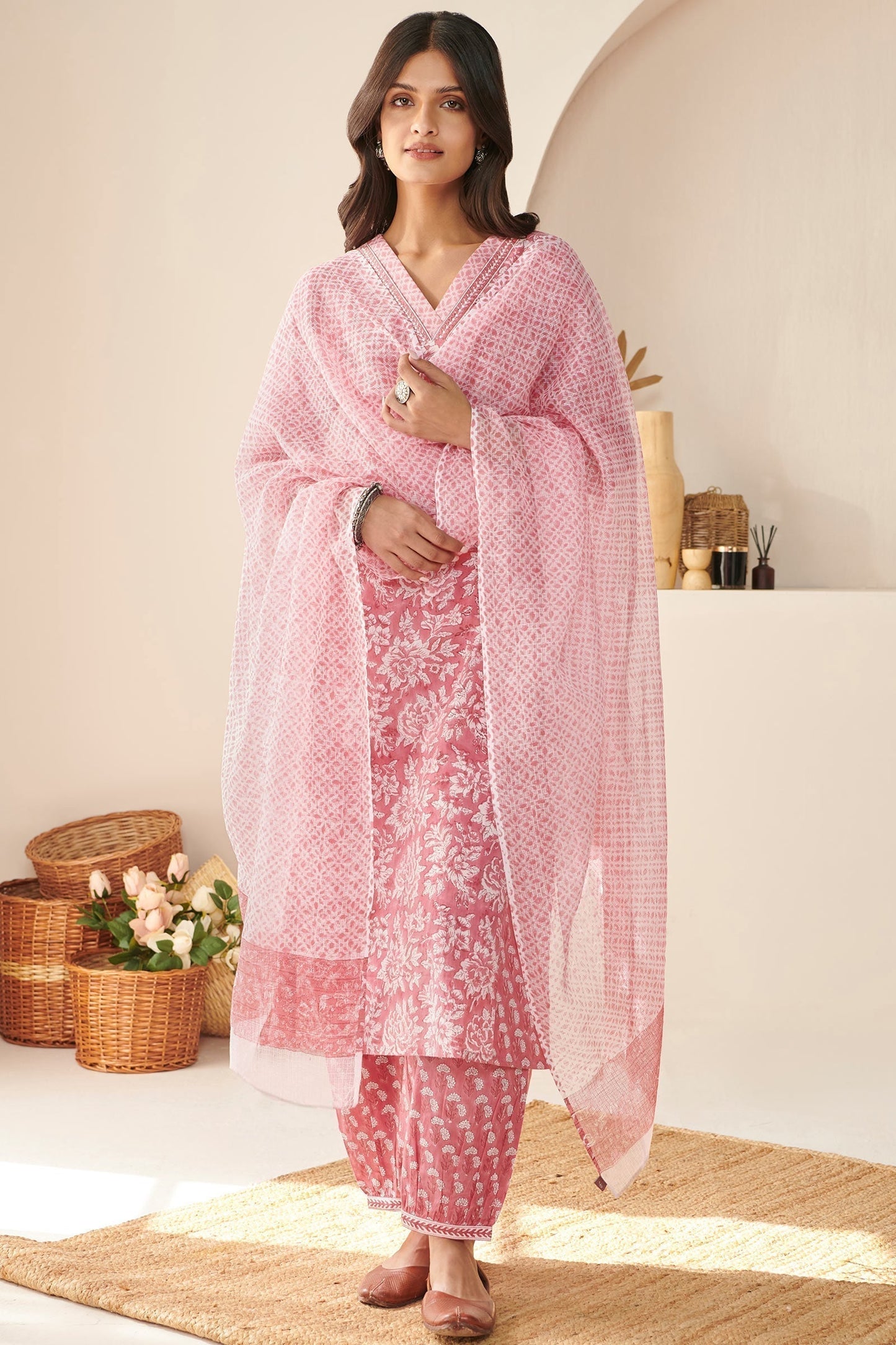Nasrine Aafiya Sanganeri Kurta