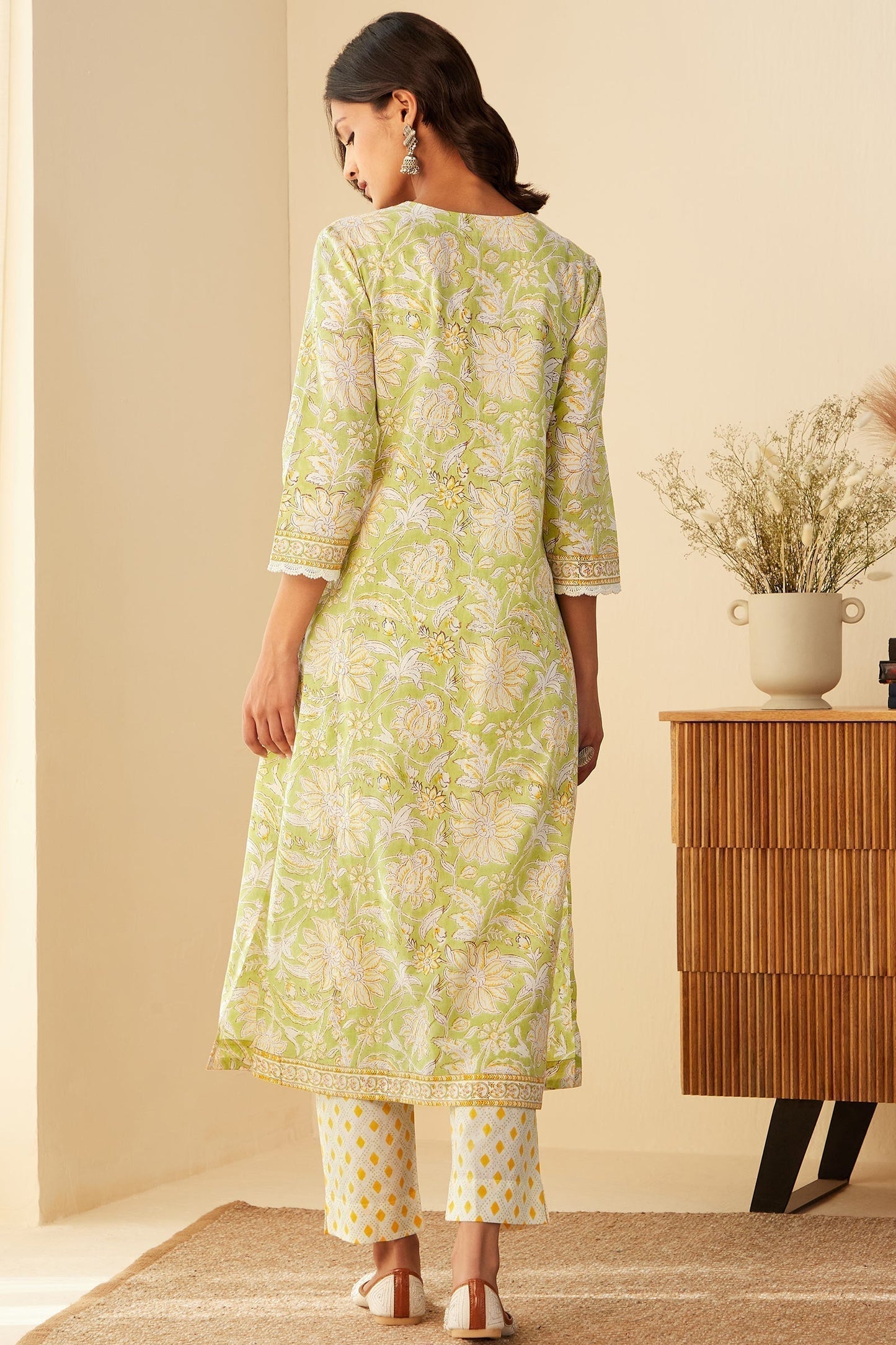 Gauhar Layla Kurta