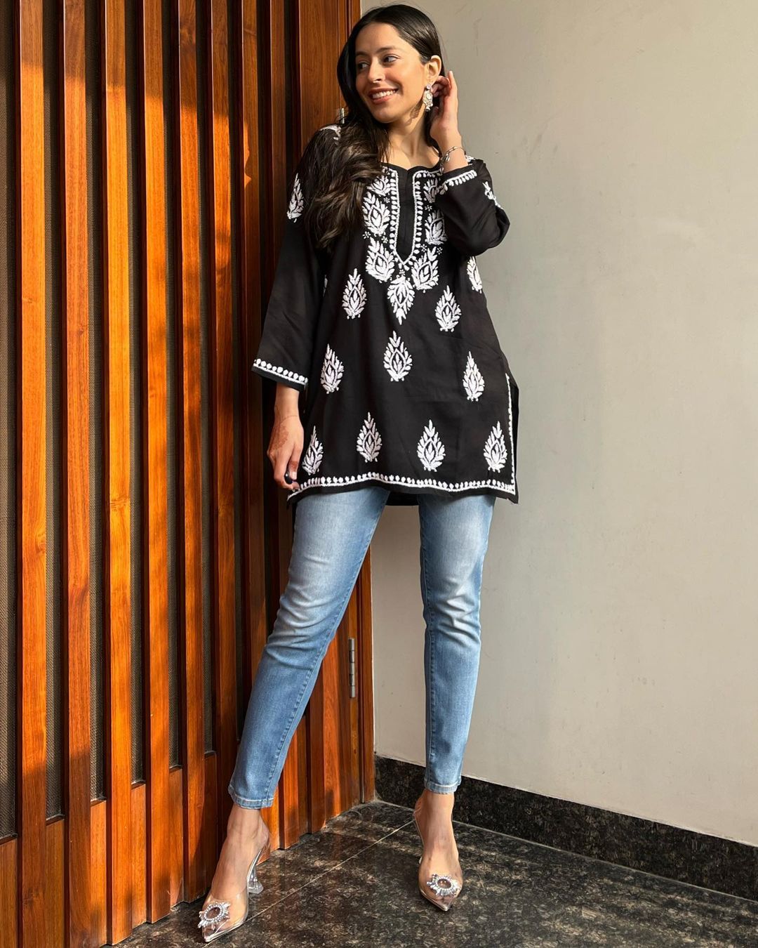 Women Chikan Embroidery Cotton A-line Kurta  (Black) 42