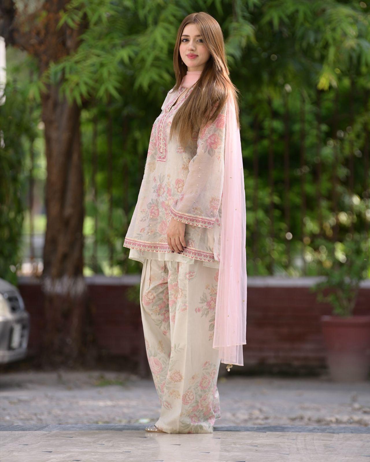 Beige Elegant Farshi Salwar Set Designer Party Wear Pur Chiffon Georgette Top & Farshi Palazzo ,Dupatta