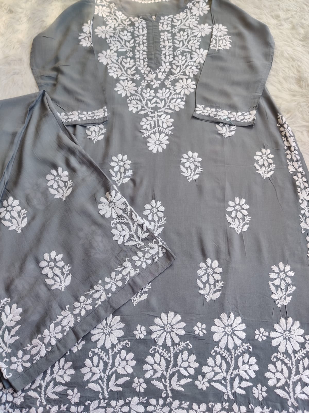 Lali Modal Chikankari Kurti Set